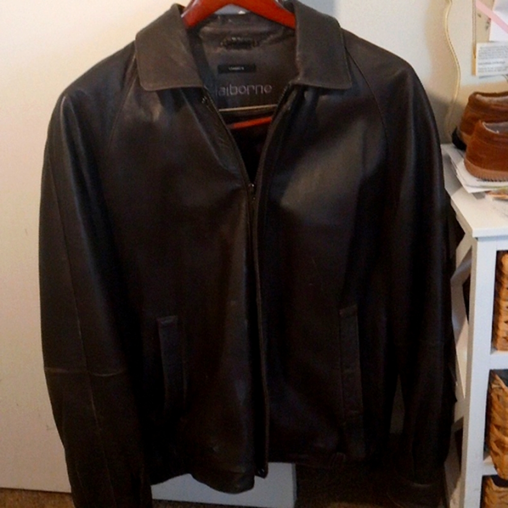 Men’s Claiborne very dark brown Lambskin Leather Jacket